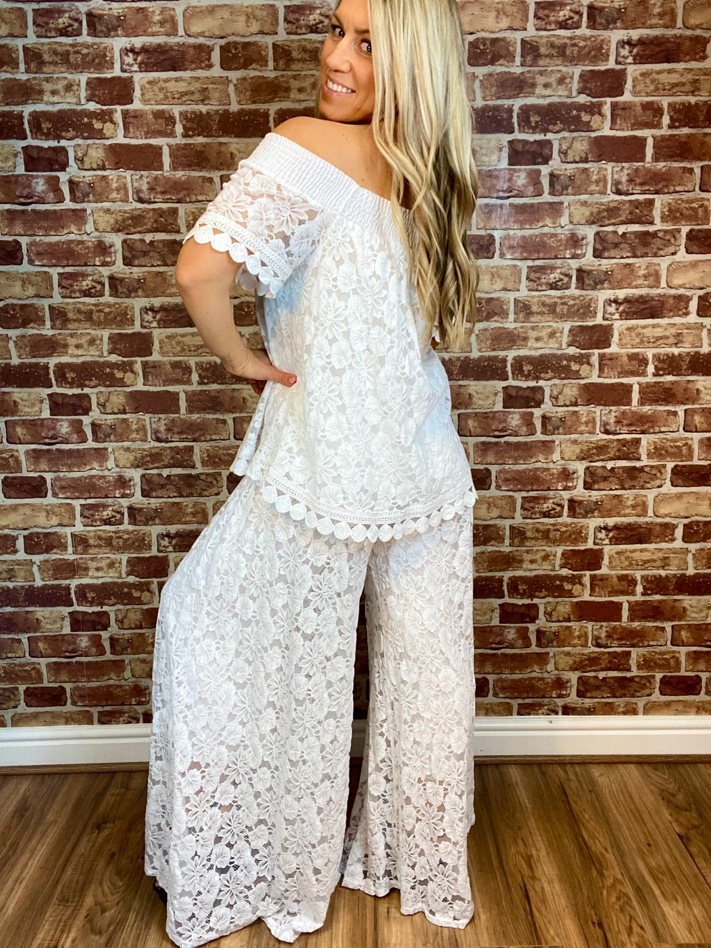 Lace Bardo Pretty Top