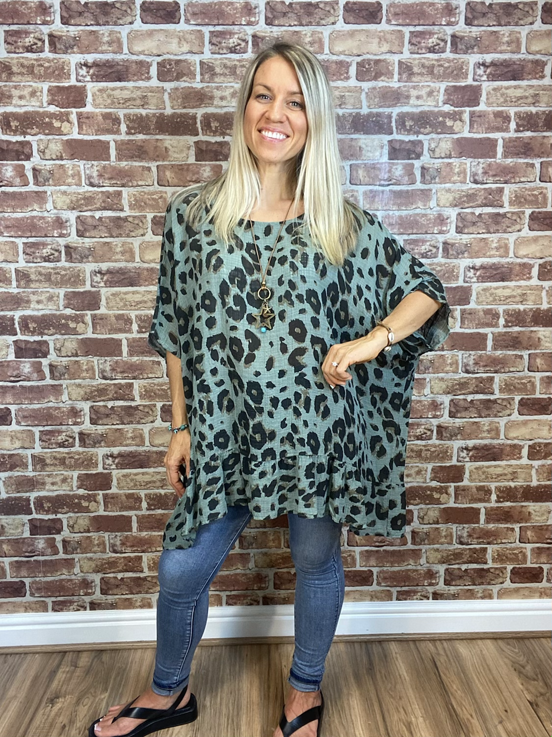 Leo Cotton Cloth Necklace Top