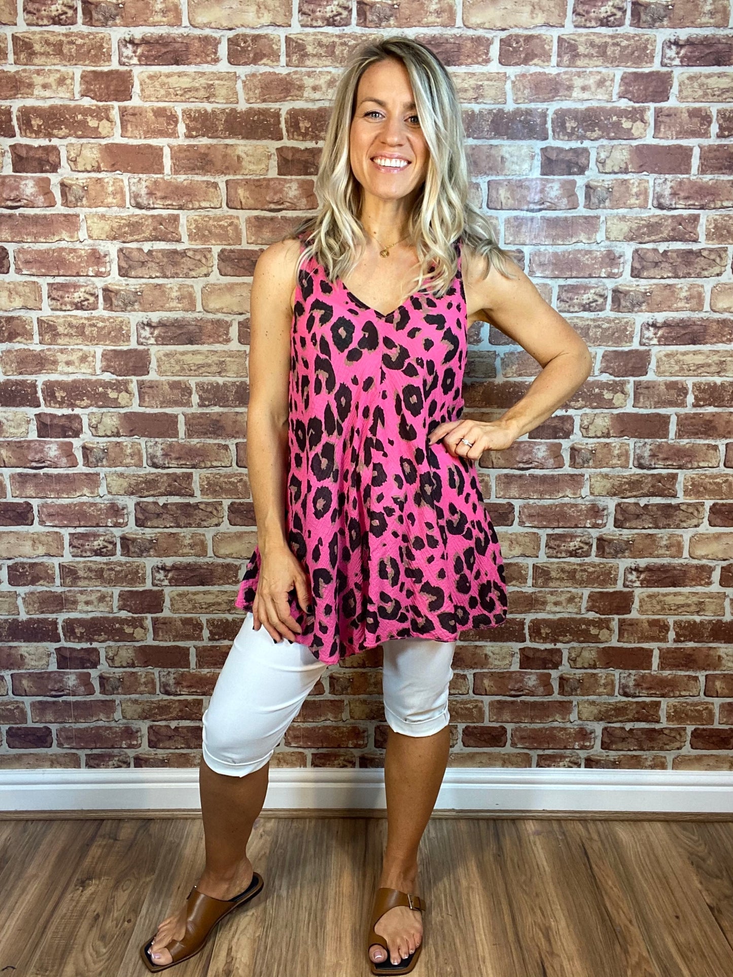 Crinkle Leo Open Vest Top