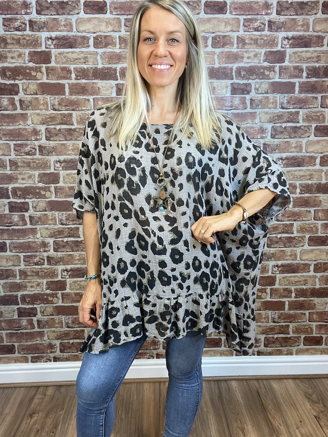 Leo Cotton Cloth Necklace Top