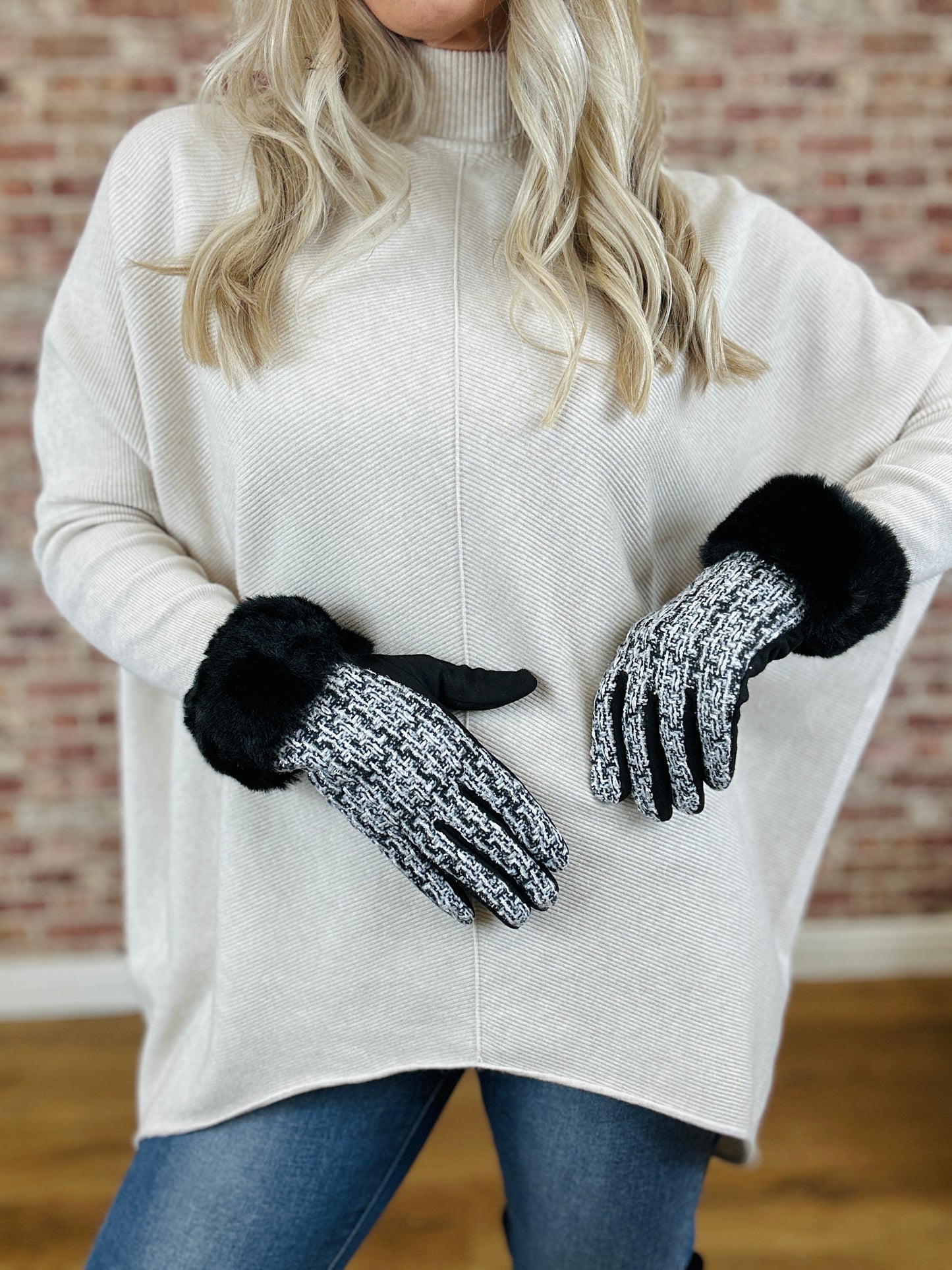 Hepburn Gloves