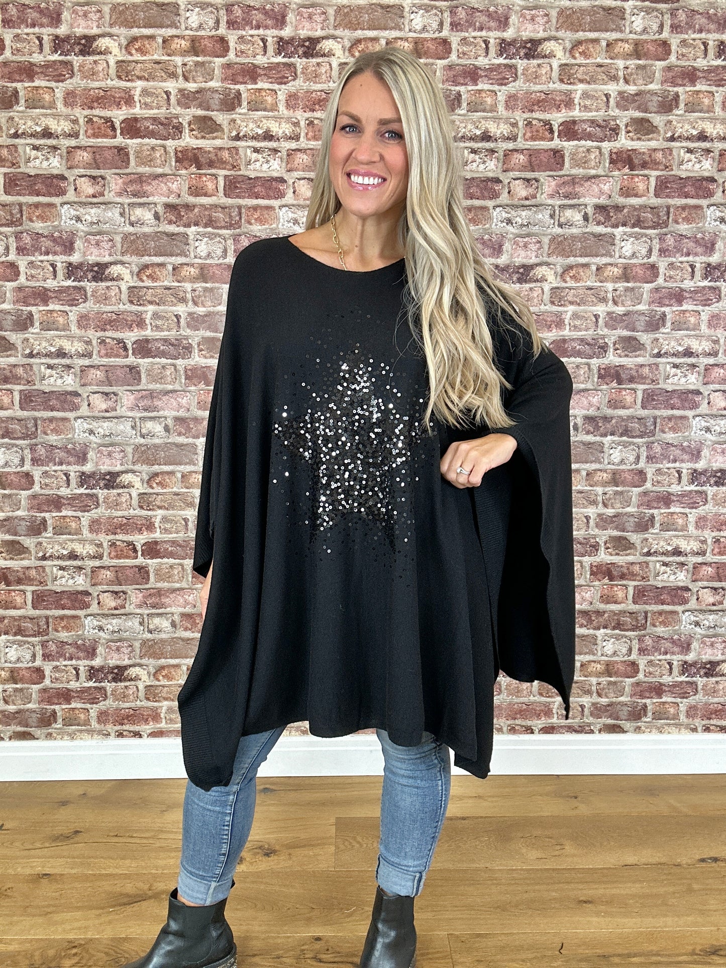 Glammy Rock Poncho