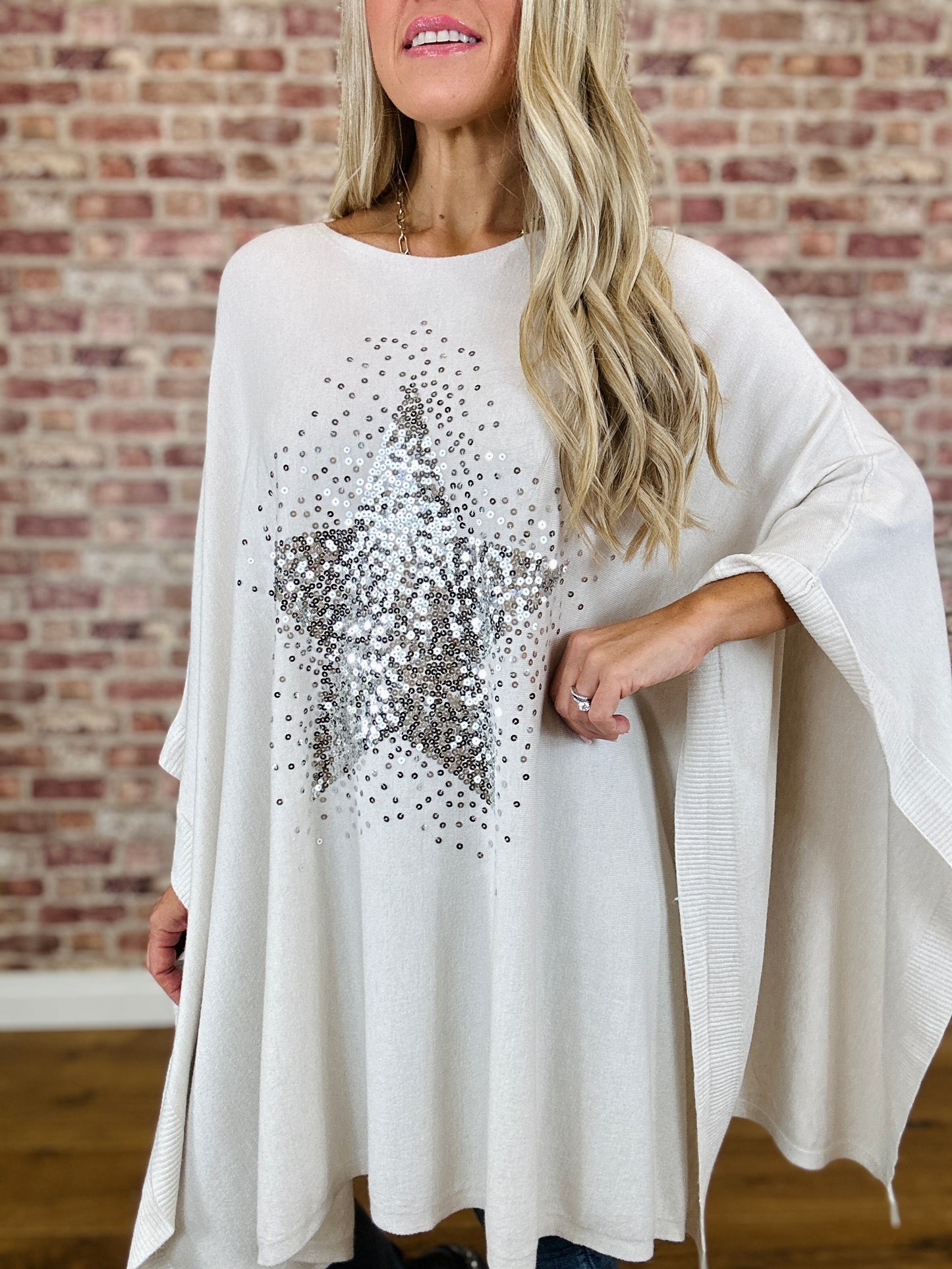 Glammy Rock Poncho