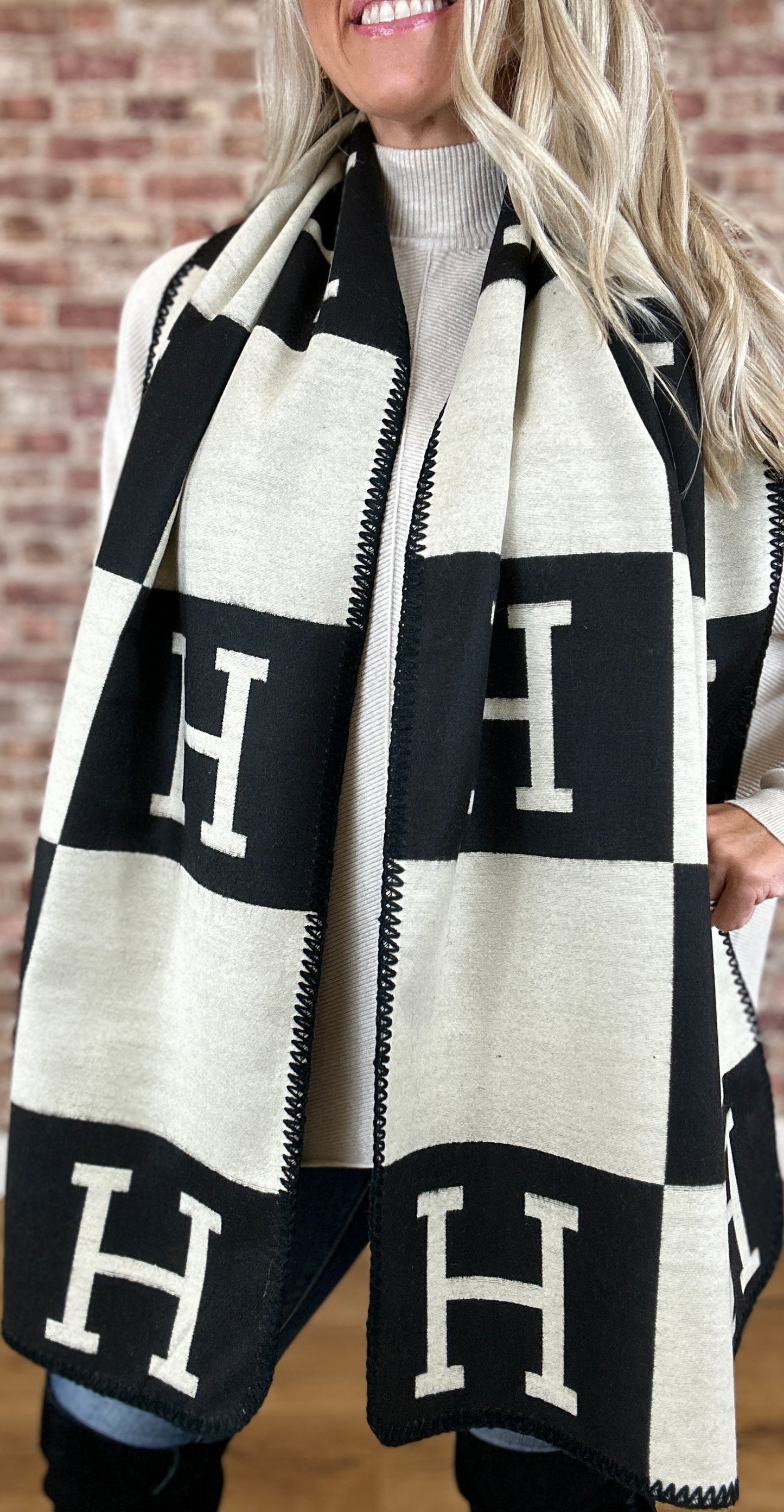 H Cashmere Scarf