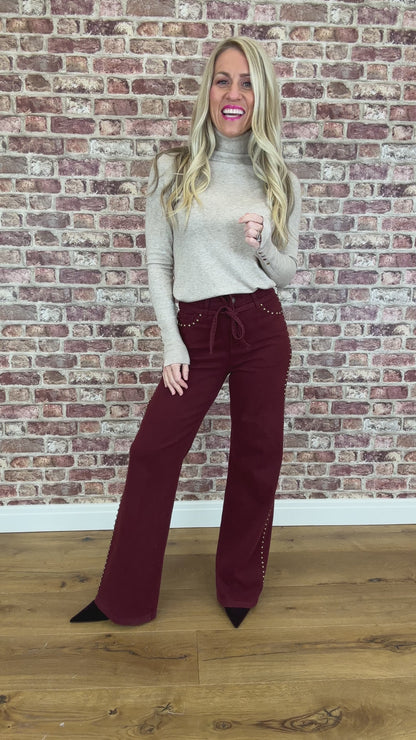 Berry Stud Jeans